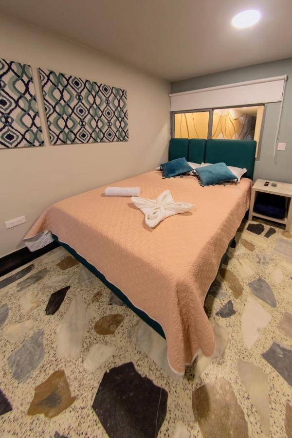 Ventiuna Hotel Y Coliving Pereira Exterior photo